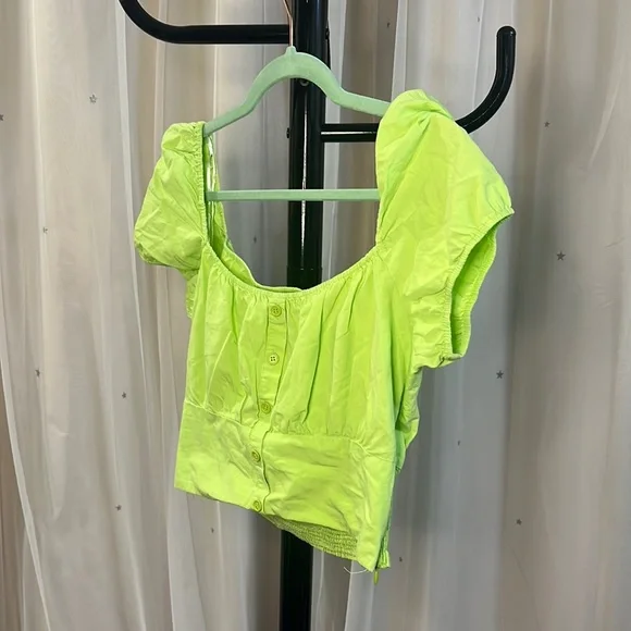 Crop Top - Picture 1 of 5